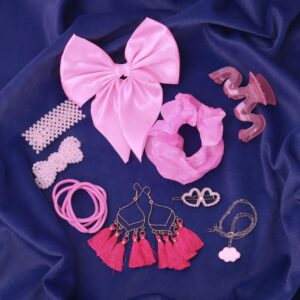 ?? Mini Pink Accessories Hamper for Girls ? 8 Essentials | Just ?199